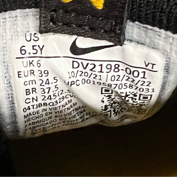 Nike Air Vapormax 2021 FlyKnit - Picture 9 of 12